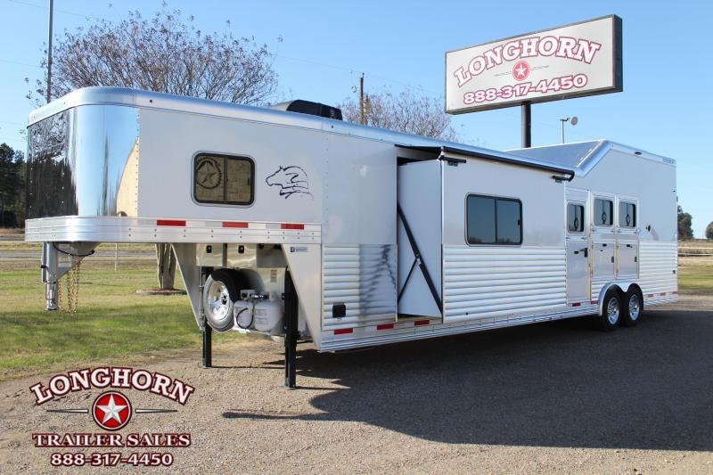 2021 Sooner 3 Horse 16ft LQ Side Load with Integrated Haypod Horse Trailer 2021 Sooner 3 Horse 16ft LQ Side Load with Integrated Haypod Horse Trailer