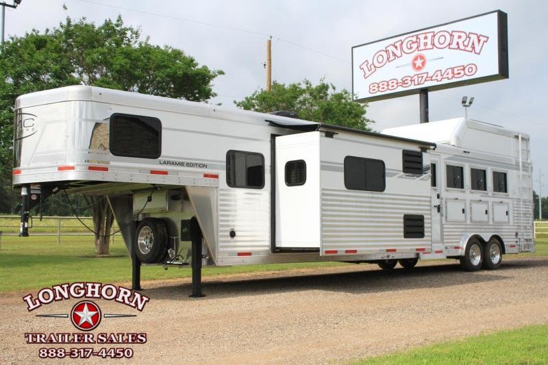 2023 SMC 4 Horse 16ft Living Quarter with Slide Out and Generator 2023 SMC 4 Horse 16ft Living Quarter with Slide Out and Generator