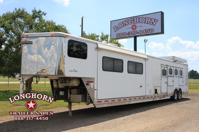 1998 Sundowner Trailers 4 Horse 22' Lq w/ Super Slide Horse Trailer 1998 Sundowner Trailers 4 Horse 22' Lq w/ Super Slide Horse Trailer
