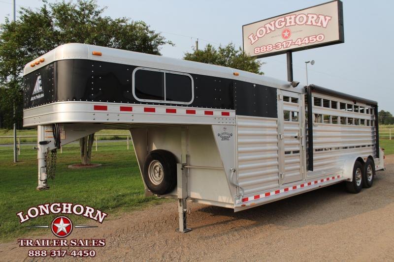 2012 Elite Trailers 24ft Show Cattle Trailer with Awning Livestock Trailer 2012 Elite Trailers 24ft Show Cattle Trailer with Awning Livestock Trailer