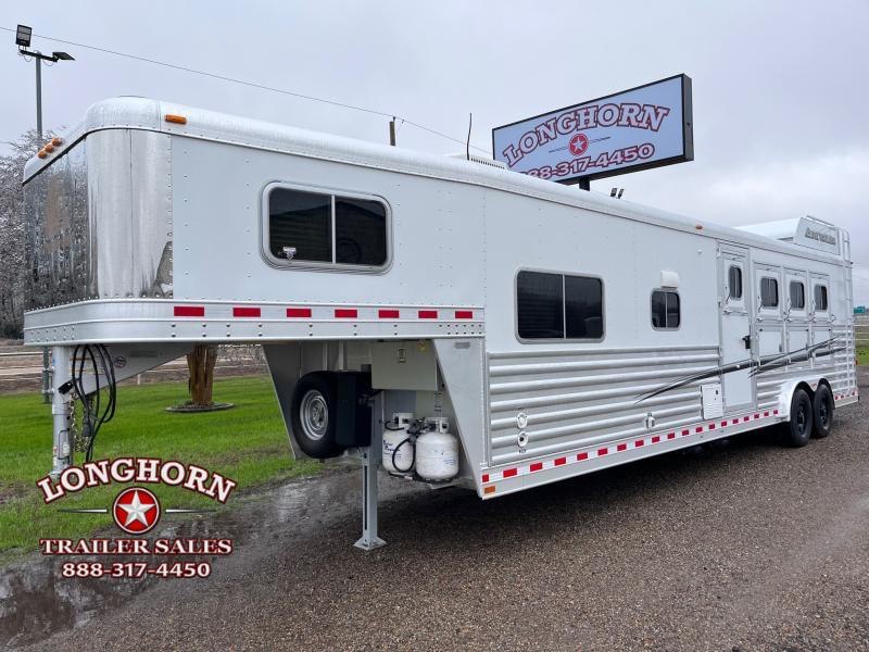 2014 Elite Trailers 4 Horse 12.8ft Living Quarter Horse Trailer 2014 Elite Trailers 4 Horse 12.8ft Living Quarter Horse Trailer