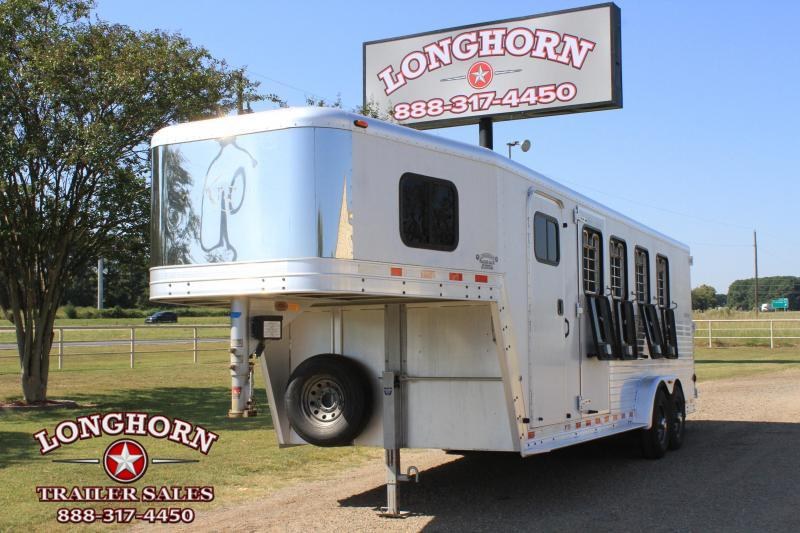2002 Kiefer Built 4 Horse Gn / Rear Tack 2002 Kiefer Built 4 Horse Gn / Rear Tack