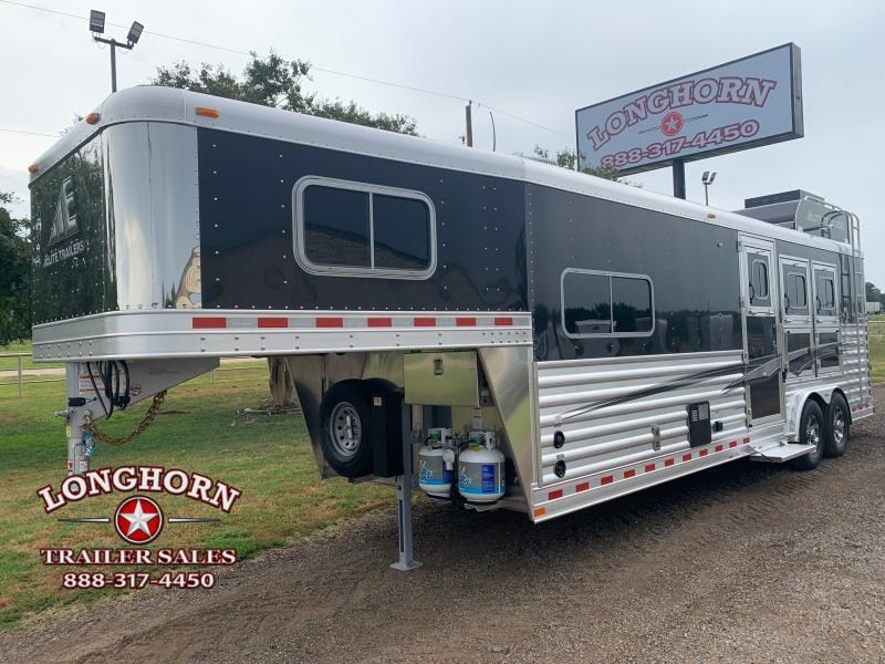 2023 Elite 3 Horse 10.8ft Living Quarters with Generator Horse Trailer 2023 Elite 3 Horse 10.8ft Living Quarters with Generator Horse Trailer
