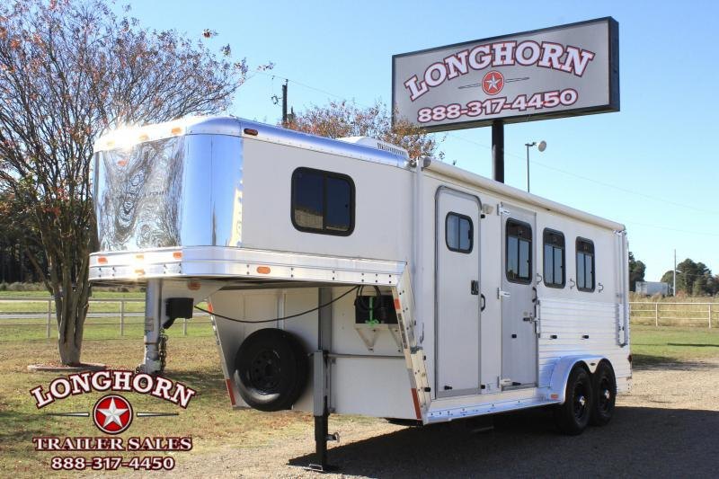 2001 Kiefer Built 3 Horse with Weekend Package LQ Horse Trailer 2001 Kiefer Built 3 Horse with Weekend Package LQ Horse Trailer
