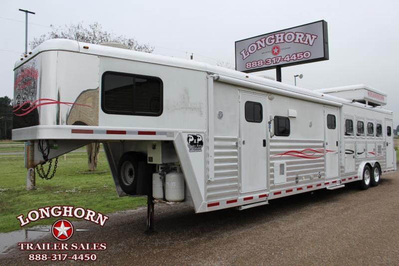 2004 Bloomer 4 Horse 13ft LQ with Midtack and Generator 2004 Bloomer 4 Horse 13ft LQ with Midtack and Generator