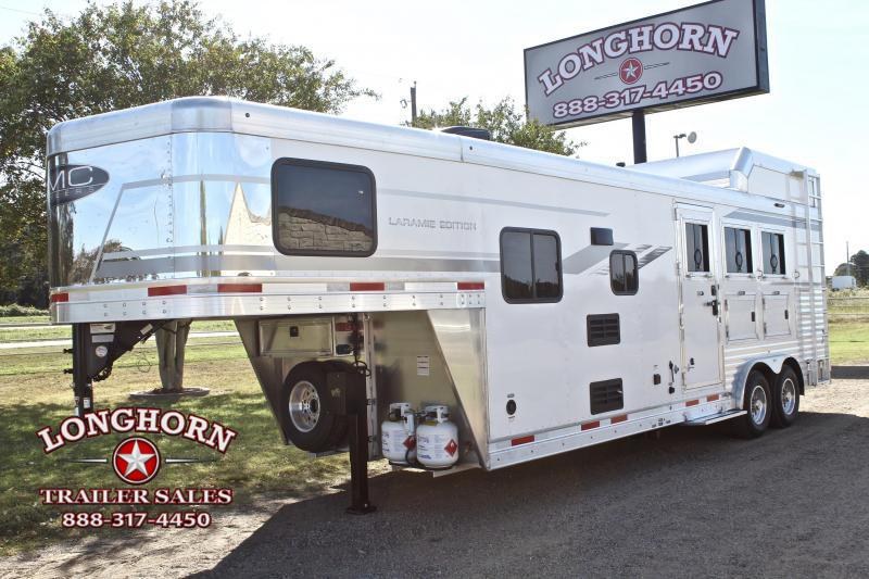 2021 SMC Horse Trailers 3 Horse 9ft Living Quarter Horse Trailer 2021 SMC Horse Trailers 3 Horse 9ft Living Quarter Horse Trailer