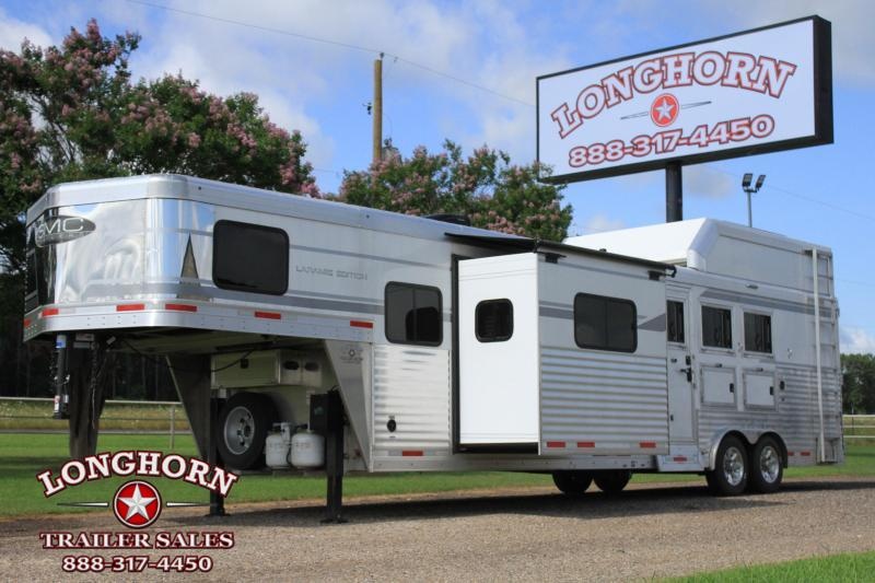2021 SMC 3 Horse 14ft LQ with Slide Out and Side load 2021 SMC 3 Horse 14ft LQ with Slide Out and Side load