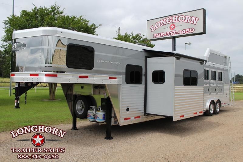 2021 SMC 4 Horse 14ft Living Quarter with Slide Out and Generator 2021 SMC 4 Horse 14ft Living Quarter with Slide Out and Generator