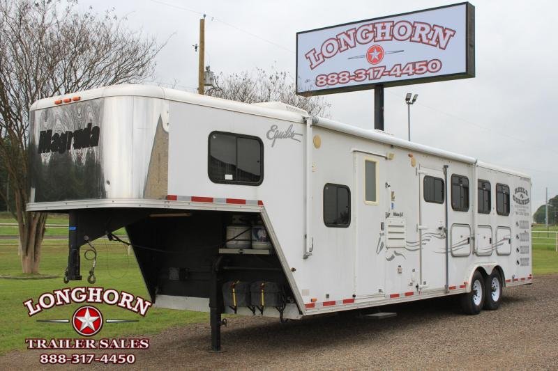 2005 Merhow 4 Horse 10' Lq w/ Mangers Horse Trailer 2005 Merhow 4 Horse 10' Lq w/ Mangers Horse Trailer