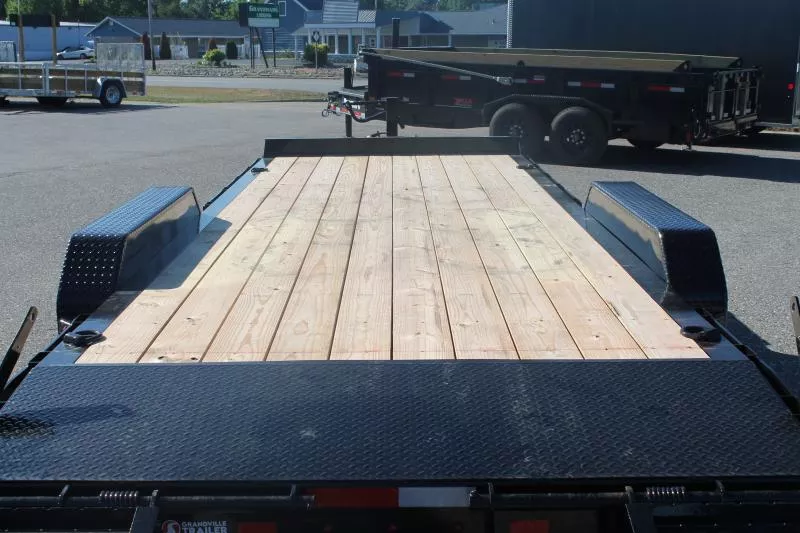 new Equipment / Flatbed Trailers Diamond C Trailers  for sale, in Grandville, MI Thumbnail 11