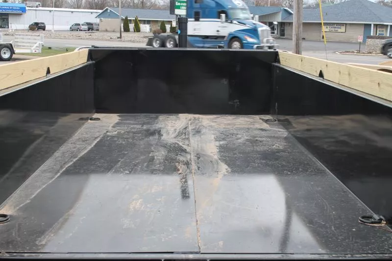new Dump Trailers Diamond C Trailers  for sale, in Grandville, MI Thumbnail 11