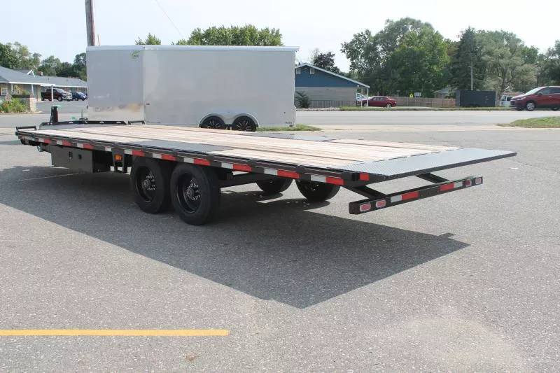 new Equipment / Flatbed Trailers Diamond C Trailers  for sale, in Grandville, MI Thumbnail 3