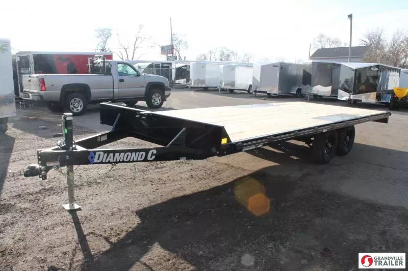 2025 Diamond C Trailers GDD206 102X20 Equipment Trailer