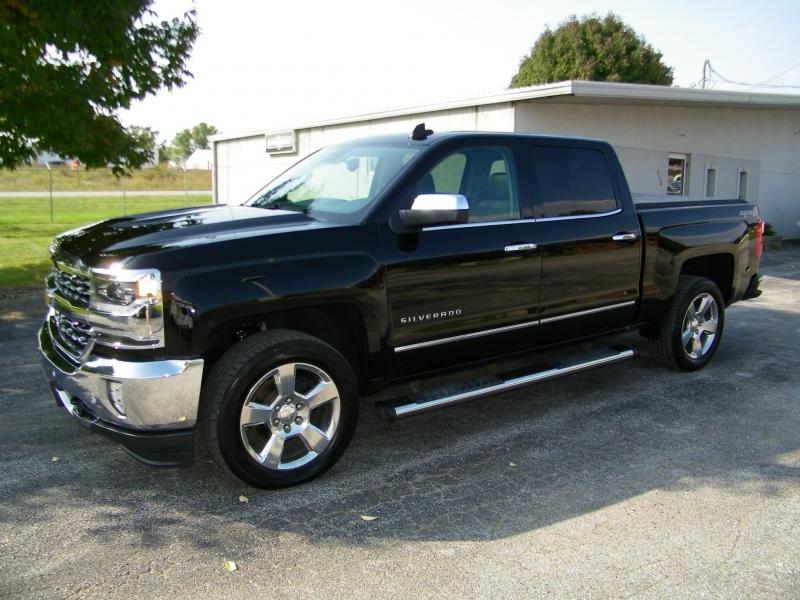 2016 Chevrolet Silverado 1500 LTZ Crew Cab 4x4 Truck 2016 Chevrolet Silverado 1500 LTZ Crew Cab 4x4 Truck