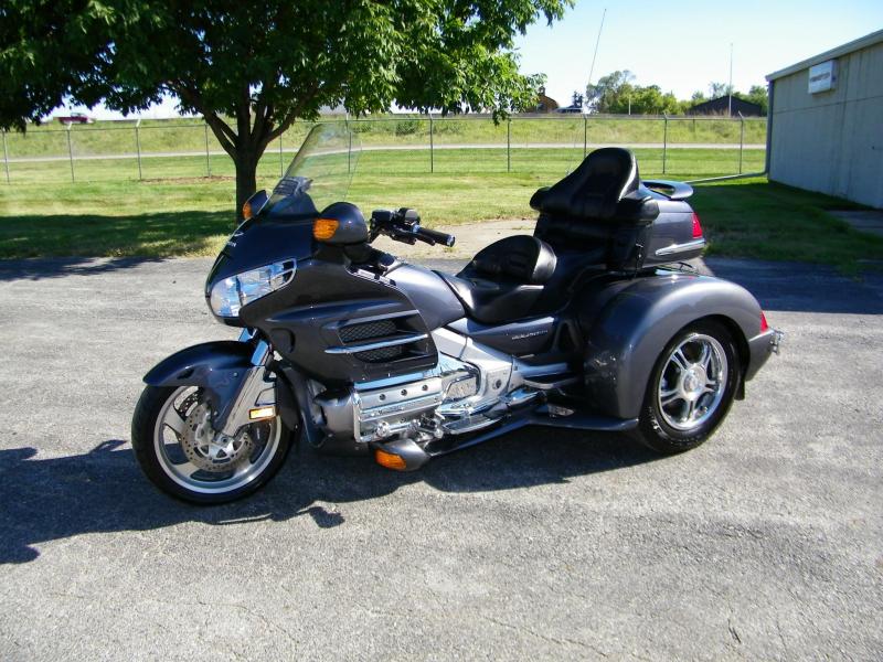 2005 Honda Goldwing GL1800 Trike Motorcycle 2005 Honda Goldwing GL1800 Trike Motorcycle