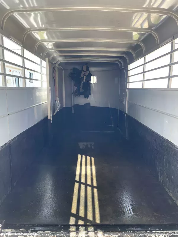 used Horse Trailers Calico Trailers  for sale, in Minden, NE Thumbnail 3