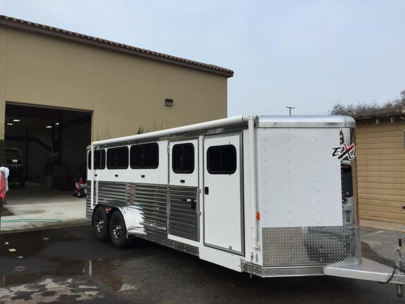 2014 Exiss STC LP 720 Livestock Trailer 2014 Exiss STC LP 720 Livestock Trailer