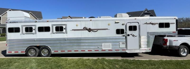 2008 Platinum Coach 4 Horse Trailer w/ Outlaw Conversion Living Quarters 2008 Platinum Coach 4 Horse Trailer w/ Outlaw Conversion Living Quarters