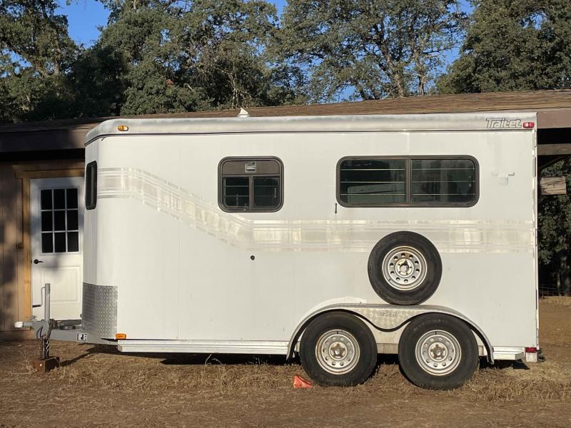 1999 Trail-Et 2 Horse Straight Load Bumper Pull Trailer 1999 Trail-Et 2 Horse Straight Load Bumper Pull Trailer