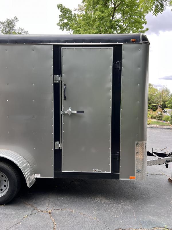 used Cargo (Enclosed) Trailers Interstate  for sale, in Fresno, CA Thumbnail 4