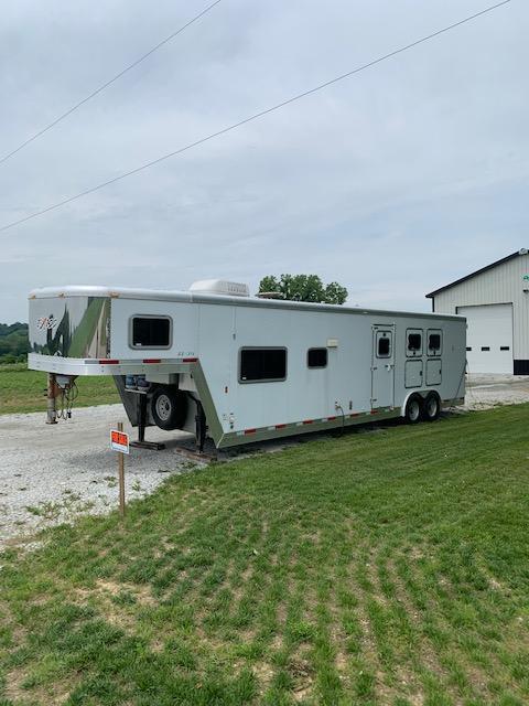 2006 Exiss Event 3 Horse Trailer w/ 14' SW LQ 2006 Exiss Event 3 Horse Trailer w/ 14' SW LQ