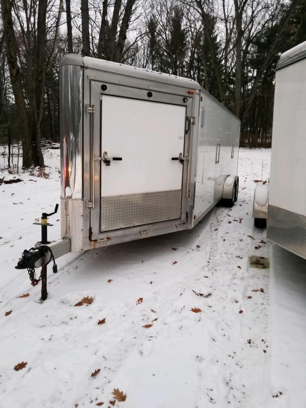 2007 Legend Track Master LS 727 TA35 Enclosed Trailer 2007 Legend Track Master LS 727 TA35 Enclosed Trailer