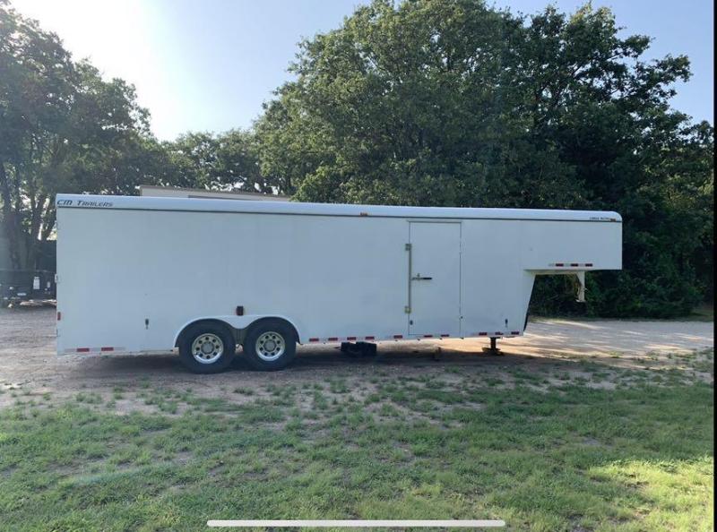 2014 CM Trailers Loaded 32' Gooseneck Enclosed Cargo Trailer 2014 CM Trailers Loaded 32' Gooseneck Enclosed Cargo Trailer