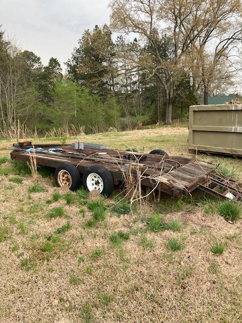 2011 L and W 6 x 12 Tandem Axle Utility Trailer 2011 L and W 6 x 12 Tandem Axle Utility Trailer