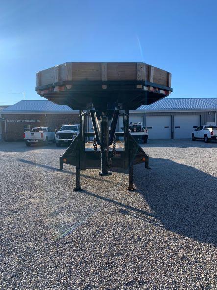 2015 Load Trail 20' + 5' Low Pro Gooseneck Deck-Over 2015 Load Trail 20' + 5' Low Pro Gooseneck Deck-Over