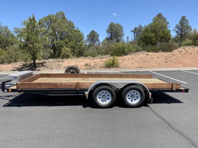 PJ 8' x 18' Flatbed Car Hauler PJ 8' x 18' Flatbed Car Hauler