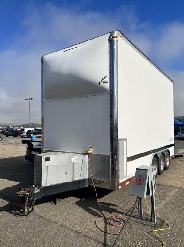 2005 Haulmark Pro-Line 8' x 20' Stacker 2005 Haulmark Pro-Line 8' x 20' Stacker