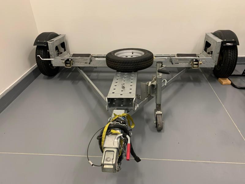 2020 Car Tow Dolly w/ Surge Brakes 2020 Car Tow Dolly w/ Surge Brakes
