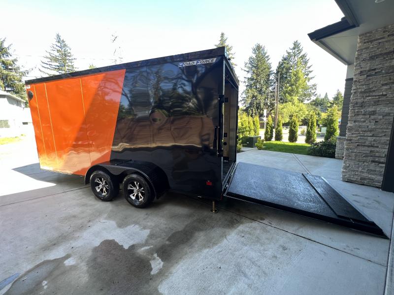 used Cargo (Enclosed) Trailers Wells Cargo  for sale, in Portland, OR Thumbnail 3