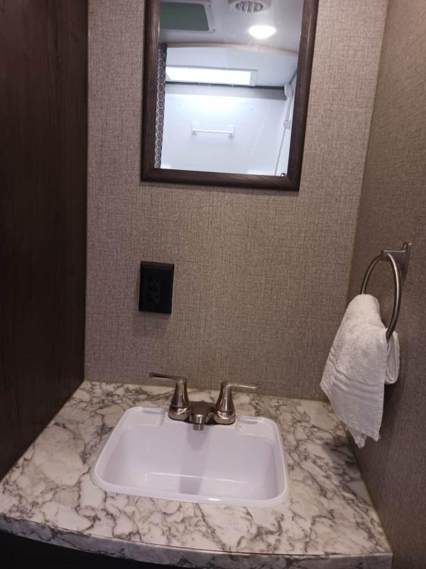 used Travel Trailers Jayco Jay Feather SLX for sale, in Alabaster, AL Thumbnail 7