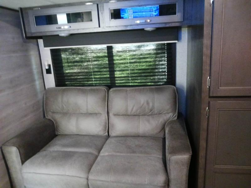 used Travel Trailers Jayco Jay Feather SLX for sale, in Alabaster, AL Thumbnail 8