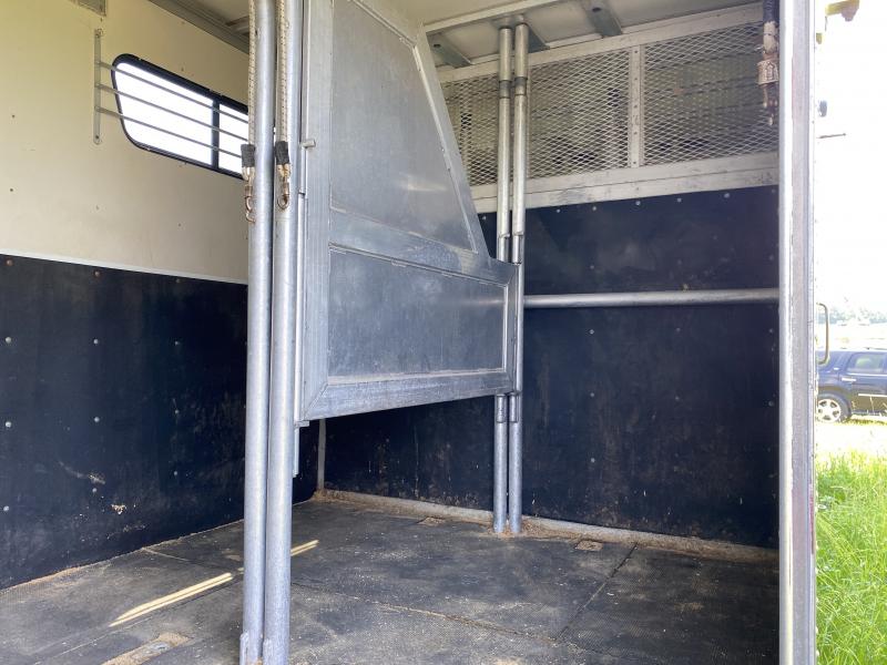 used Horse Trailers EBY  for sale, in Valparaiso, IN Thumbnail 8