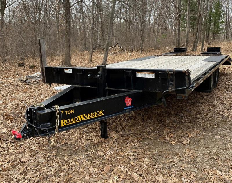 2019 Road Warrior 102" x 22' 7 Ton Deckover Trailer 2019 Road Warrior 102" x 22' 7 Ton Deckover Trailer
