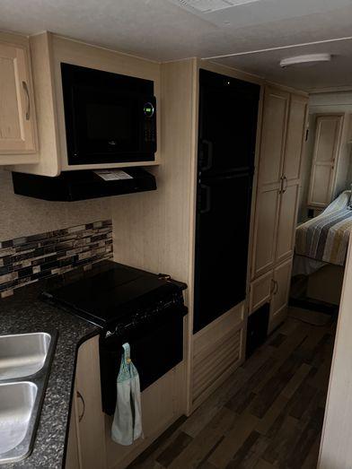 used Travel Trailers Winnebago Minnie Winnie for sale, in Oceanside, CA Thumbnail 8