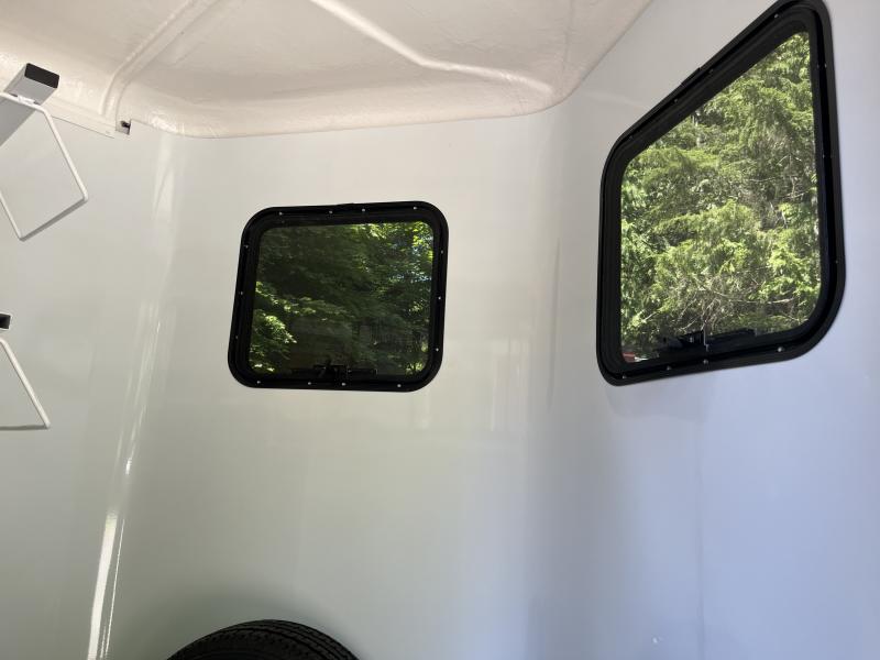 used Horse Trailers Hawk Trailers  for sale, in Snohomish, WA Thumbnail 6