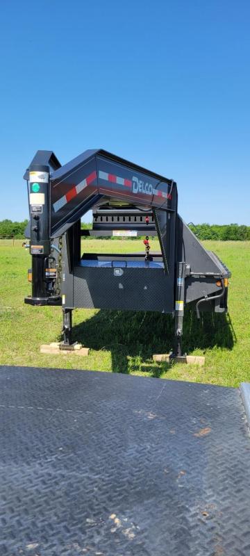 2022 Delco 40' Gooseneck Flatbed Trailer w/ Rampage Ramps 2022 Delco 40' Gooseneck Flatbed Trailer w/ Rampage Ramps