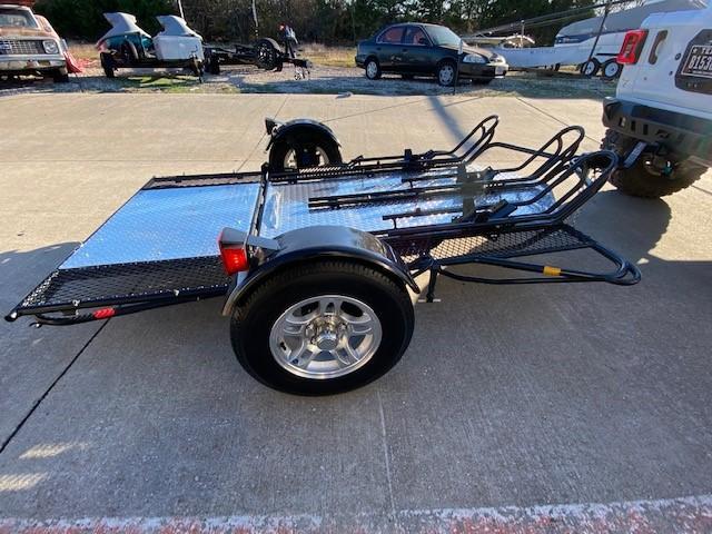 2020 Towblazer Trinity 3 Rail MT3 Motorcycle Trailer 2020 Towblazer Trinity 3 Rail MT3 Motorcycle Trailer