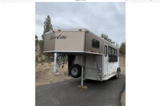 2007 SilverLite Freedom 3 Horse Gooseneck Trailer 2007 SilverLite Freedom 3 Horse Gooseneck Trailer