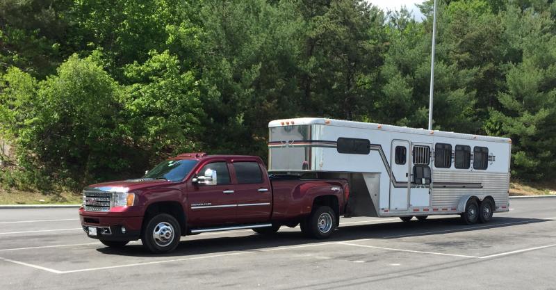 2004 Adam J2040 Horse Trailer 2004 Adam J2040 Horse Trailer