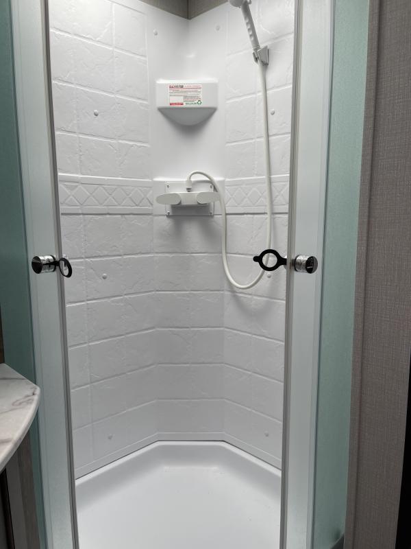 used Travel Trailers Venture Sonic Lite for sale, in Santa Cruz, CA Thumbnail 7