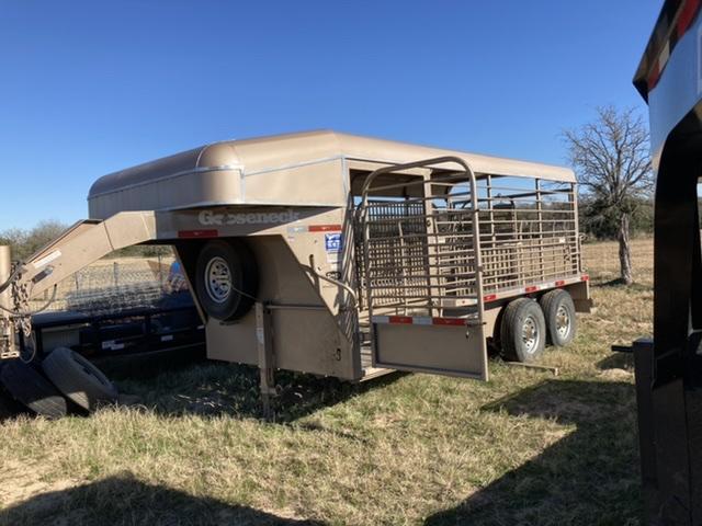 2018 16' Gooseneck Livestock Trailer 2018 16' Gooseneck Livestock Trailer