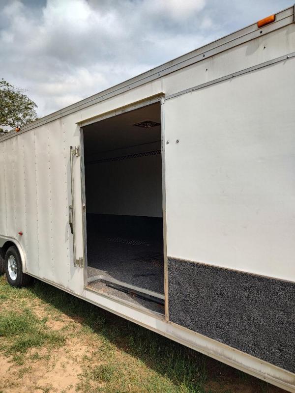 used Car Haulers / Racing Trailers Haulmark  for sale, in Larue, TX Thumbnail 4