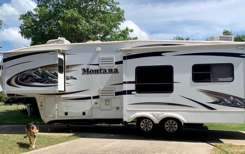 2011 Keystone RV Montana 34' Fifth Wheel 2011 Keystone RV Montana 34' Fifth Wheel