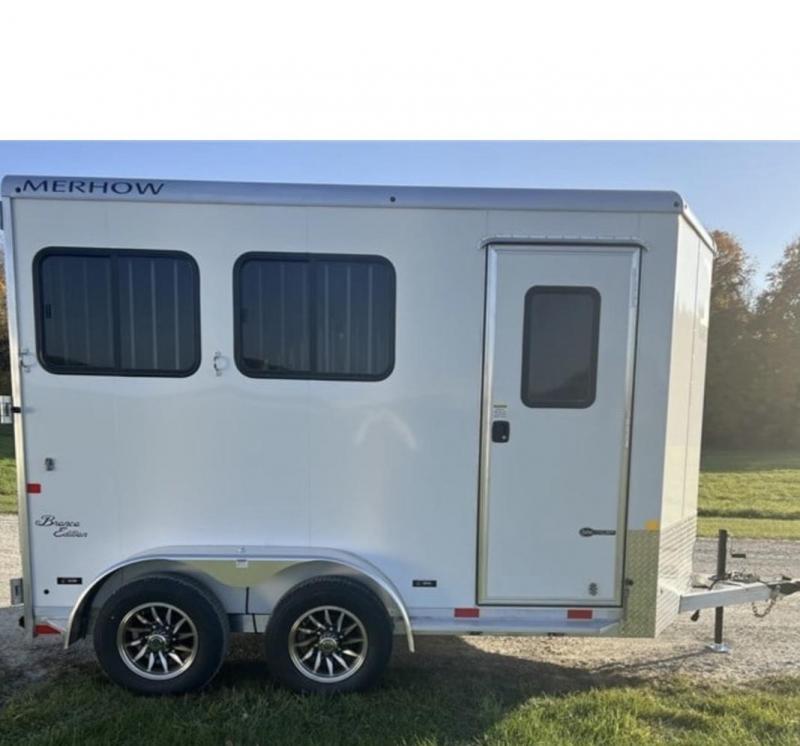 2023 Merhow Bronco 2 Horse Slant Load All Aluminum Trailer Two Horse