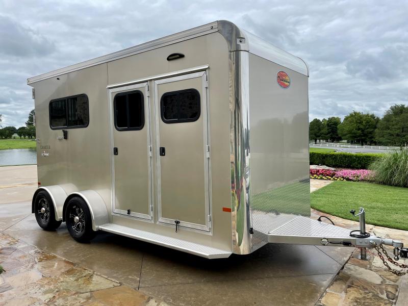 2020 Sundowner Bumper Pull 2 Horse Straight Load 2020 Sundowner Bumper Pull 2 Horse Straight Load