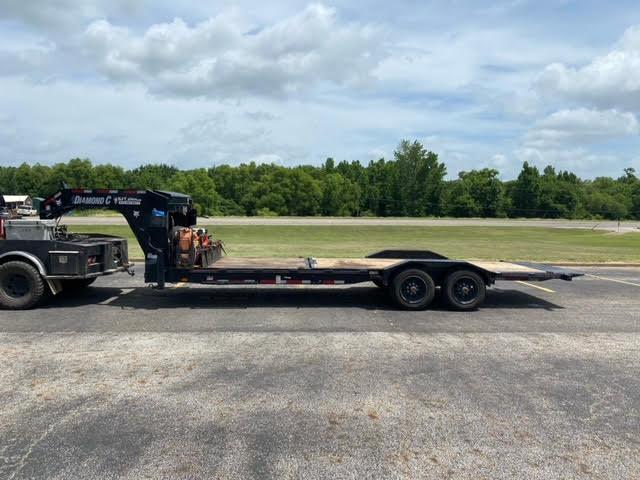 2021 Diamond C 102" x 24' (16'+8') Tilt Lowboy 2021 Diamond C 102" x 24' (16'+8') Tilt Lowboy